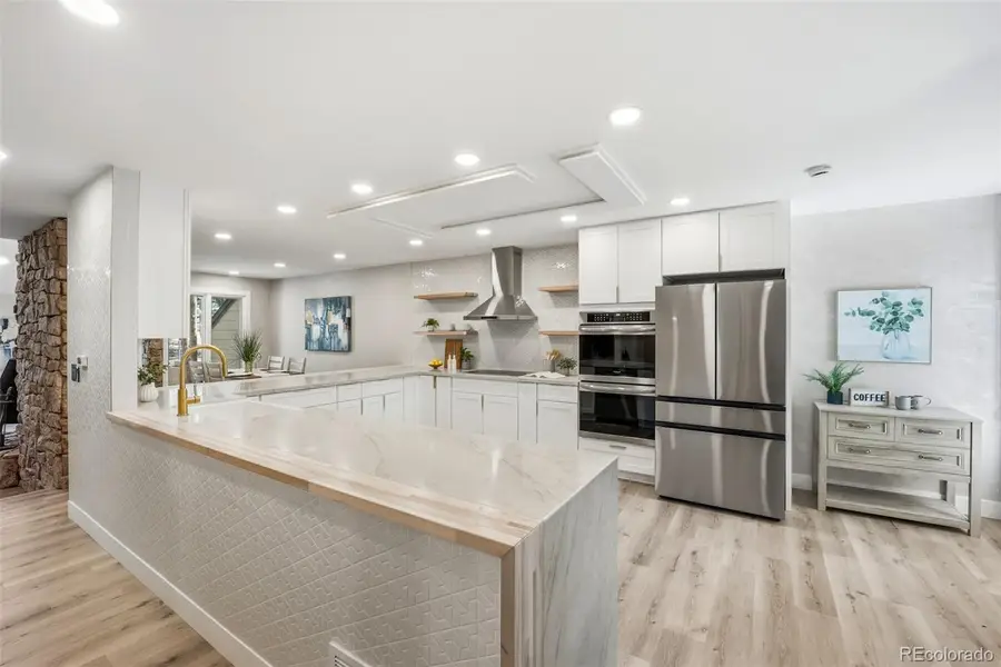 1581 W Briarwood Avenue, Littleton, CO 80120 - #2