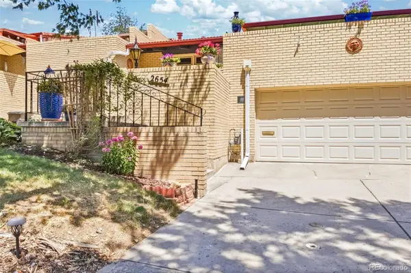 2654 S Ames Way, Lakewood, CO 80227