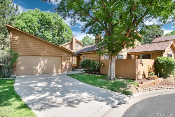 46 S Eagle Circle, Aurora, CO 80012