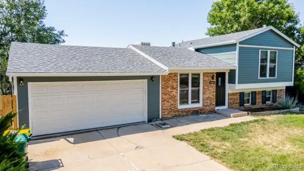 8755 W 95th Avenue, Broomfield, CO 80021