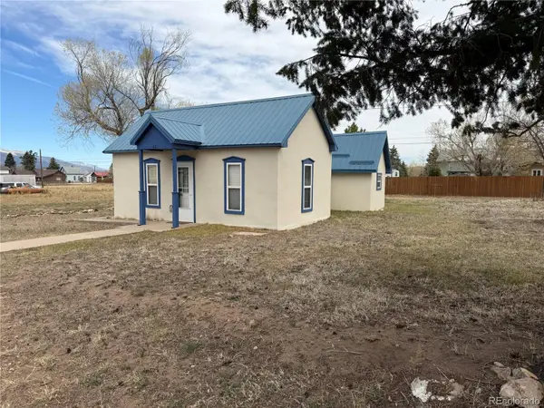 621 Broadway, Silver Cliff, CO 81252