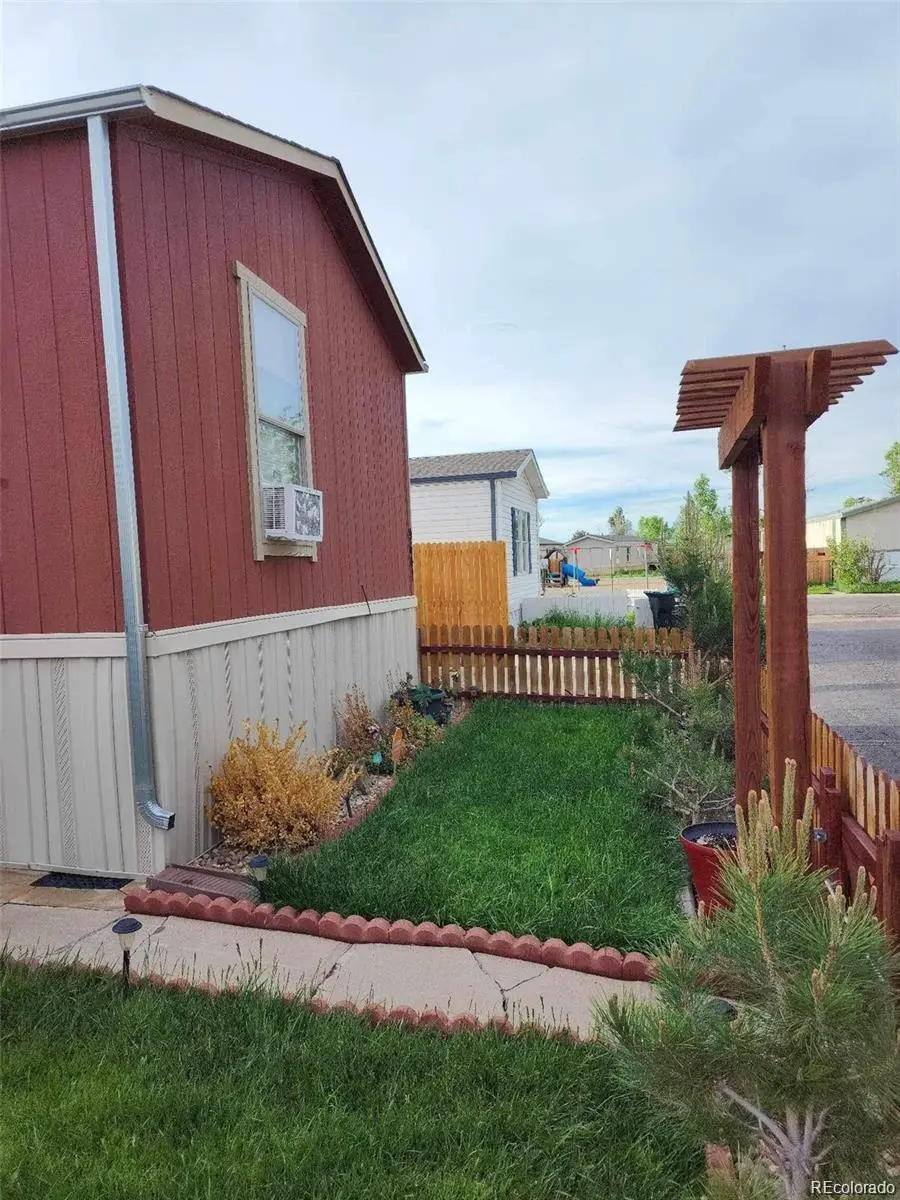 9641 Glencoe Court, West Adams, CO 80229 - #2