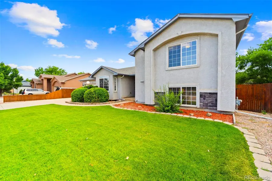 369 Sunlight Way, Canon City, CO 81212 - #3