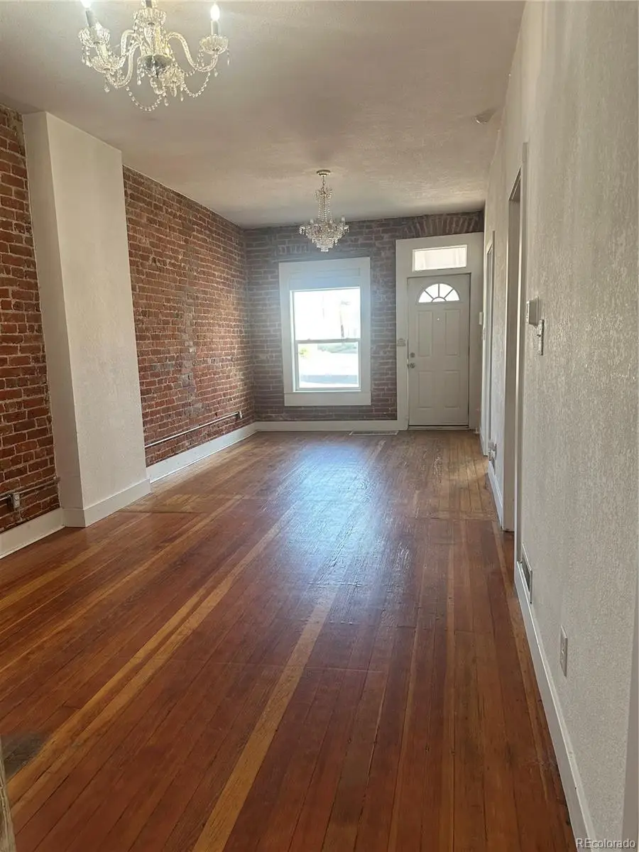 418 W 43rd Avenue, Denver, CO 80216 - Image #3