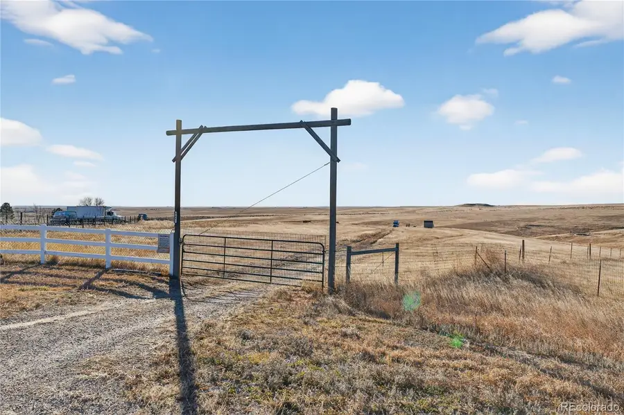 5689 S Tom Bay Court, Bennett, CO 80102 - Image #2