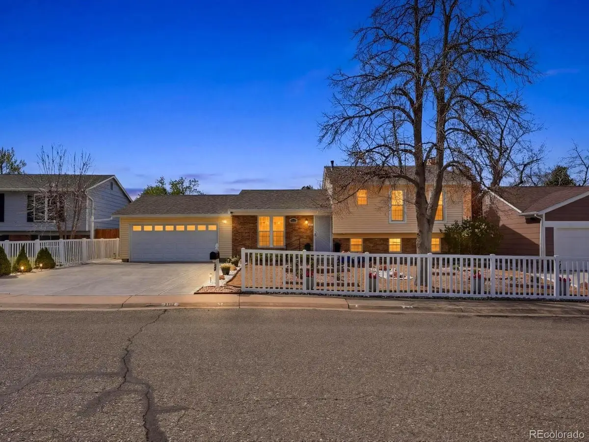 1338 S Lewiston Way, Aurora, CO 80017 - #1