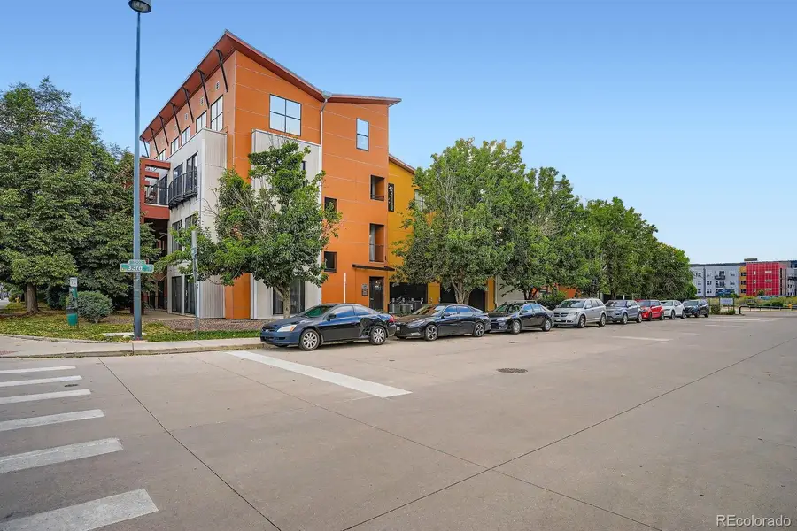 3295 Blake Street #202, Denver, CO 80205 - Image #2