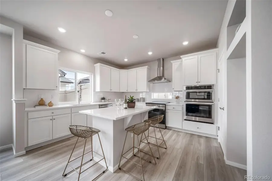 21845 E 51st Drive, Aurora, CO 80019 - Image #2