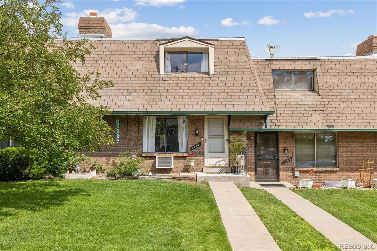 7711 W Glasgow Place, Littleton, CO 80128 - #1