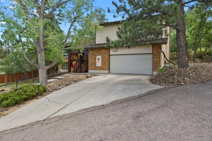 5325 Autumn Hills, Colorado Springs, CO 80919 - #3