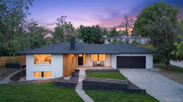 2651 S Chase Lane, Lakewood, CO 80227