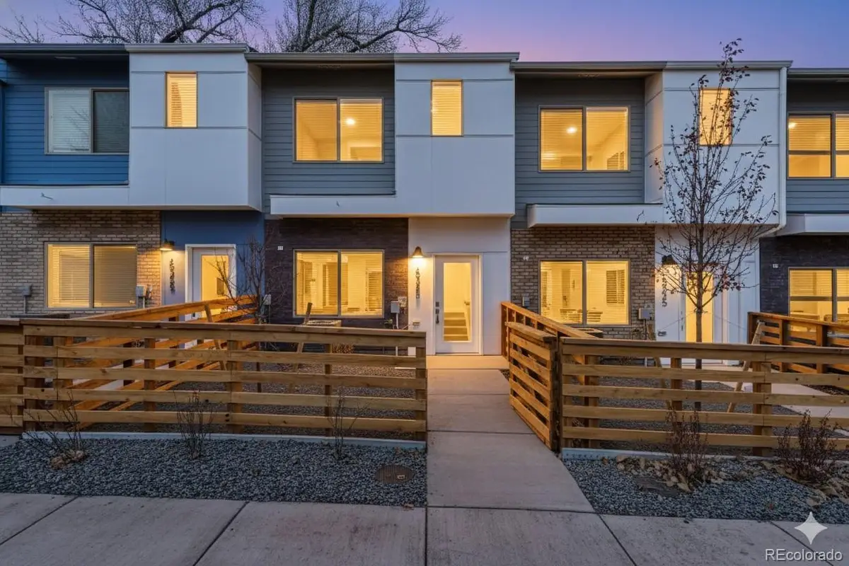 15313 W 69th Avenue, Arvada, CO 80007 - #1