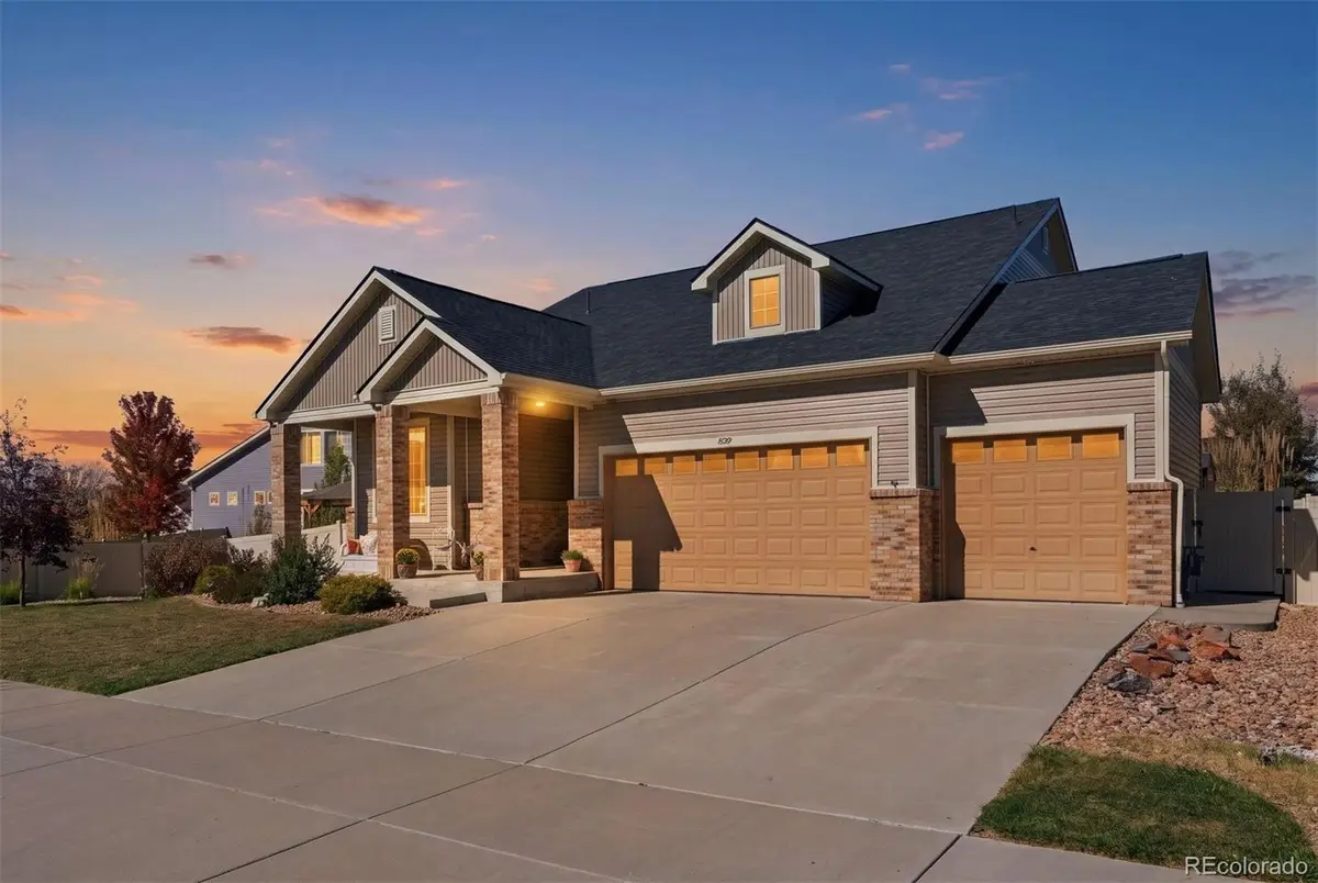 19539 E 52nd, Denver, CO 80249 - #1