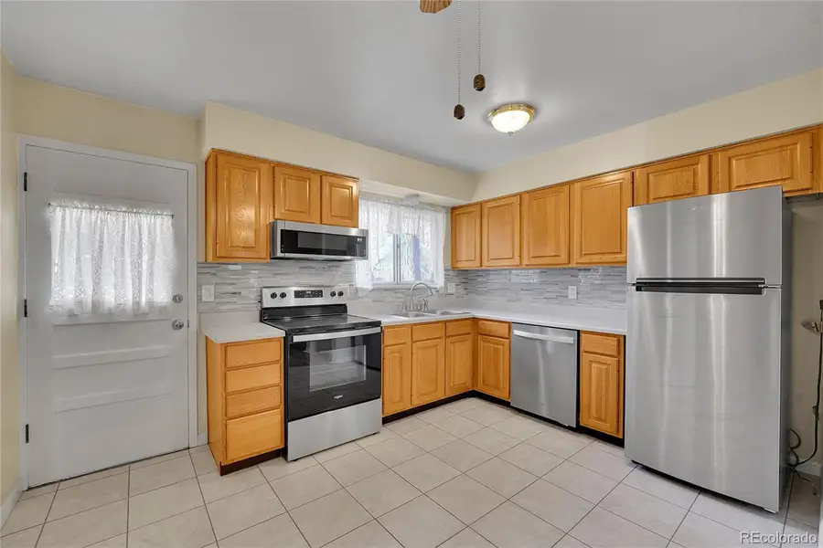 7165 S Syracuse Court, Centennial, CO 80112 - Image #2