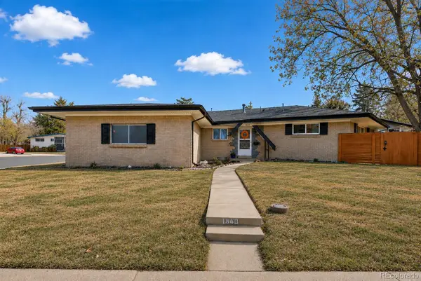 1880 S Monaco Parkway, Denver, CO 80224