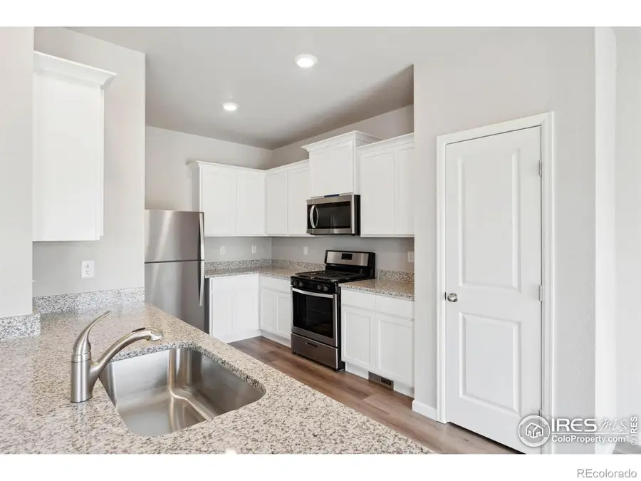 961 Cascade Falls Street, Severance, CO 80550 - Image #2