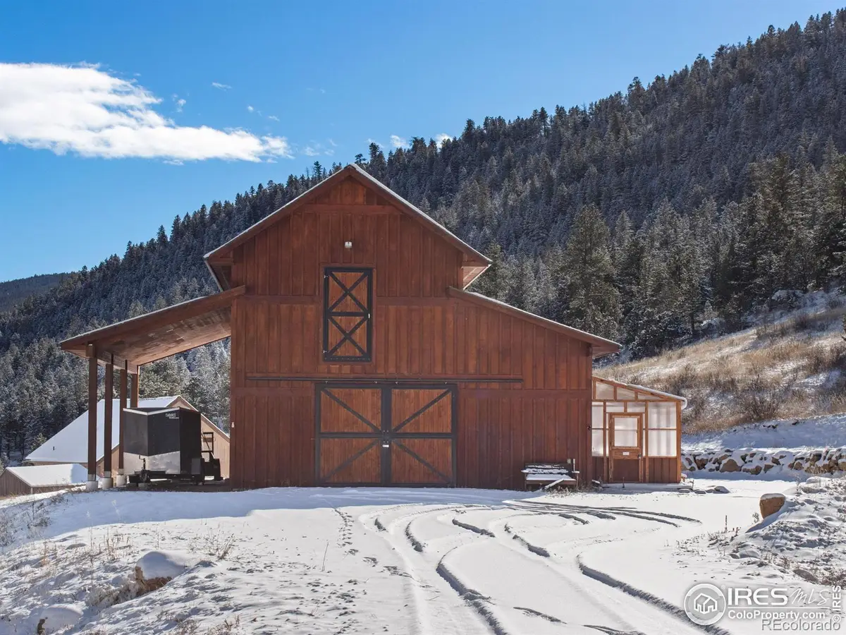 957 Dunraven Glade Road, Glen Haven, CO 80532 - Image #1