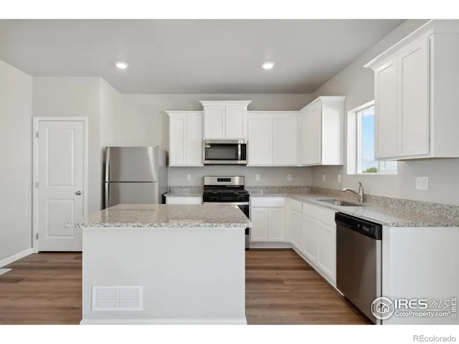 7321 Crystal Avenue, Frederick, CO 80530 - Image #2