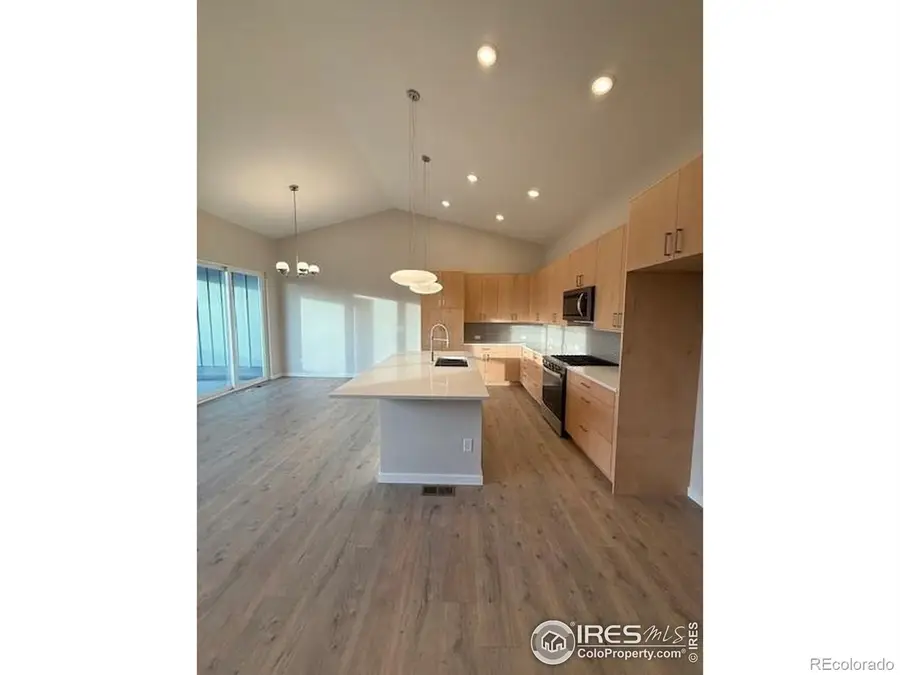 727 Kubat Lane #B, Longmont, CO 80503 - Image #3