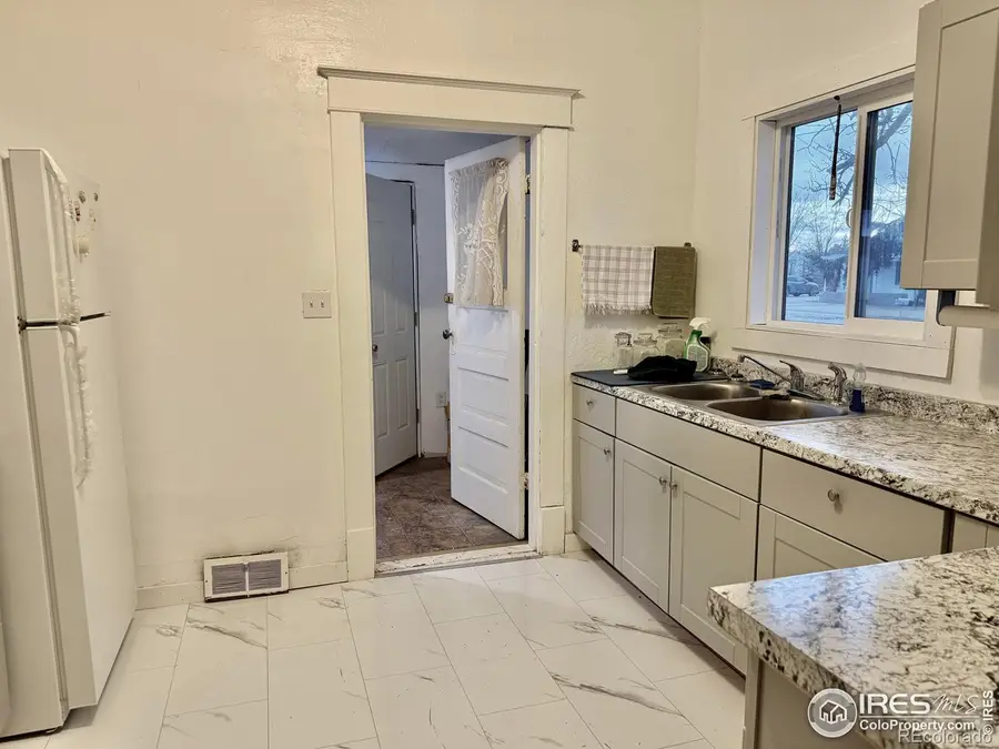 506 E Raymond Street, Haxtun, CO 80731 - #3