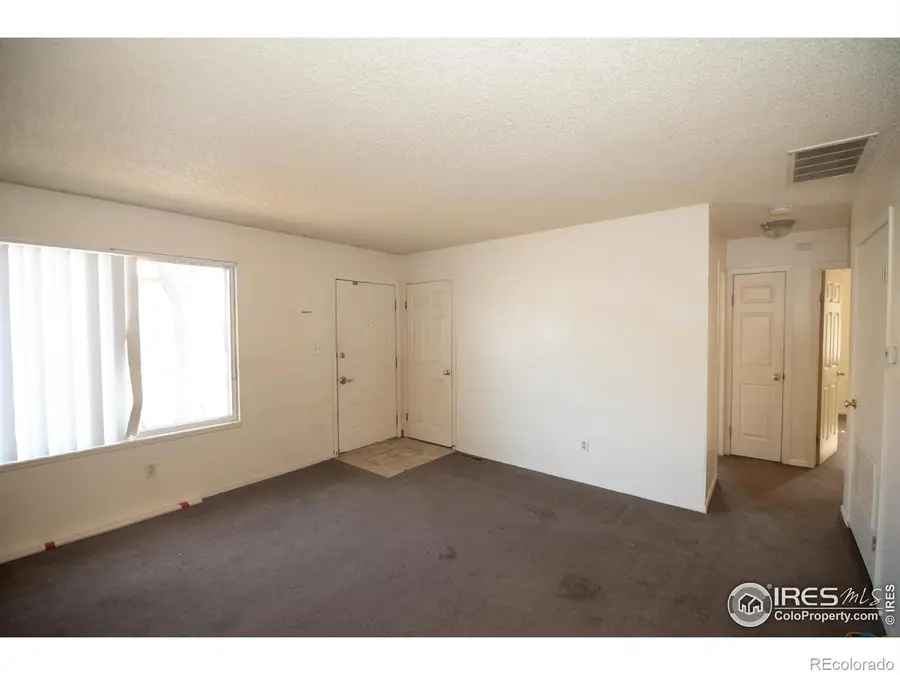 146-148 E Saint Clair Avenue, Longmont, CO 80504 - Image #2