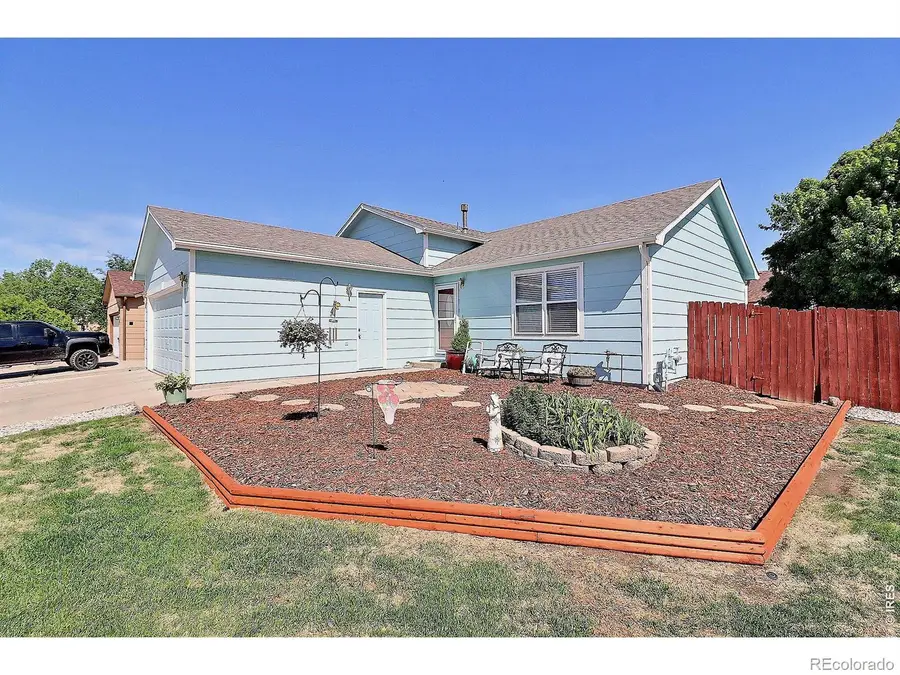 861 E 20th St Ln, Greeley, CO 80631 - #2