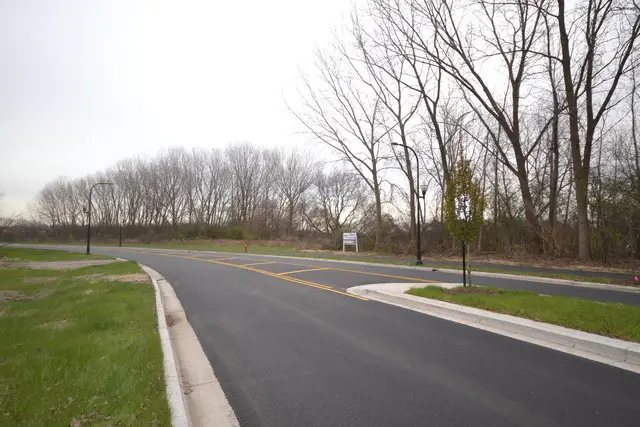 1-11 South Street, Elgin, IL 60123 - Image #3