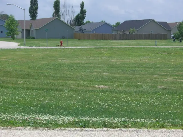 641/643 Effie Drive, Earlville, IL 60518 - Image #1