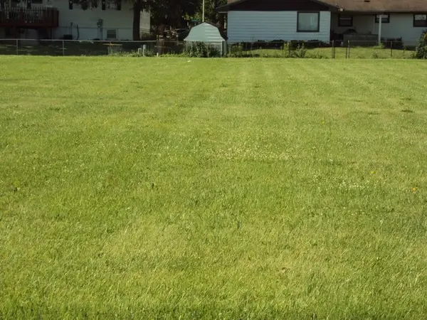 1638 E Grove Avenue E, Rantoul, IL 61866