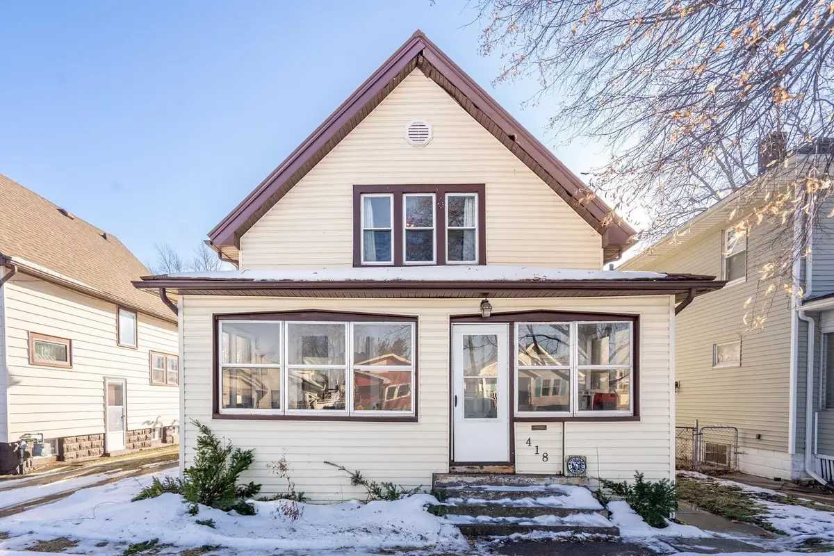 418 20th Avenue, Moline, IL 61265 - #1