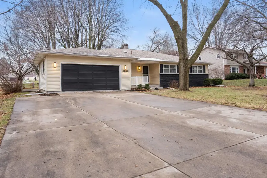 3816 Woodland Court, Davenport, IA 52807 - Image #3