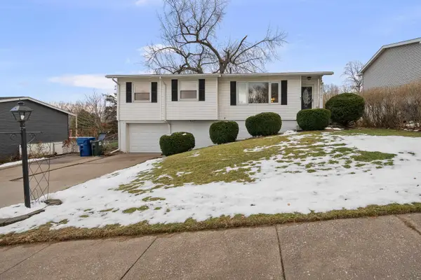 4723 Western Avenue, Davenport, IA 52806