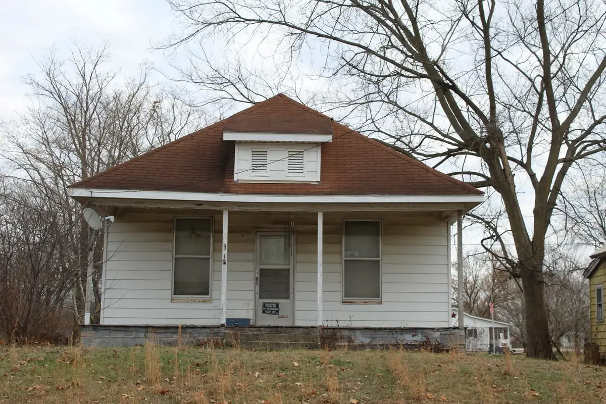 311 Wabash Avenue, Centralia, IL 62801 - Image #1