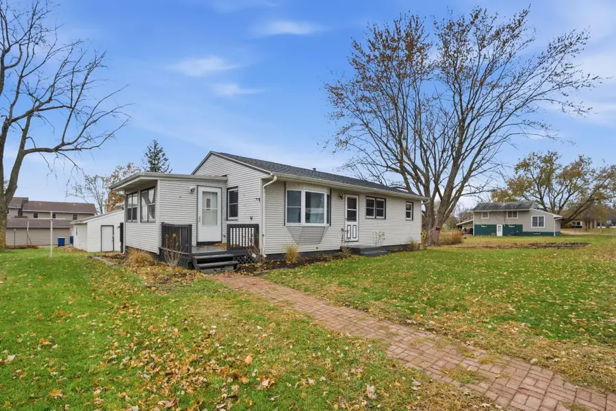 217 5th Street, Buffalo, IA 52728 - Image #2