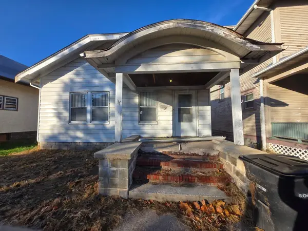 1204 Glenhurst Court, Rock Island, IL 61201