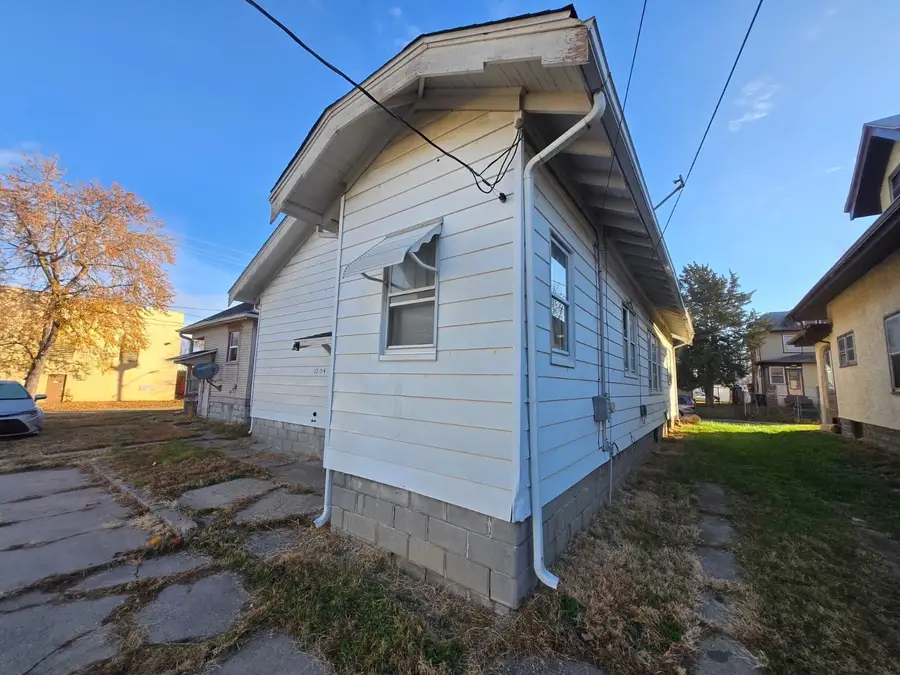 1204 Glenhurst Court, Rock Island, IL 61201 - Image #3