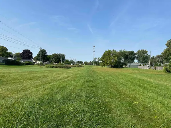 6658 Division Street, Davenport, IA 52806