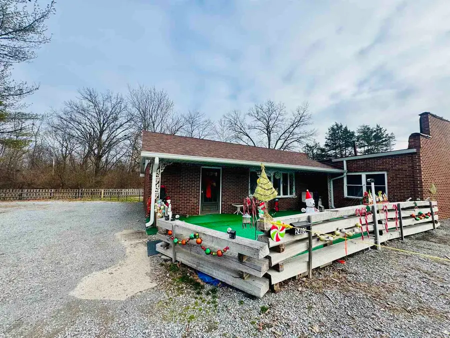 2403 E Main Street, West Frankfort, IL 62896 - Image #2