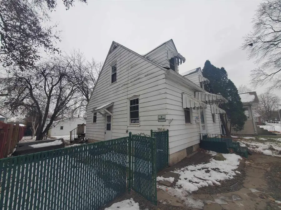 1517 32nd Street, Rock Island, IL 61201 - Image #2