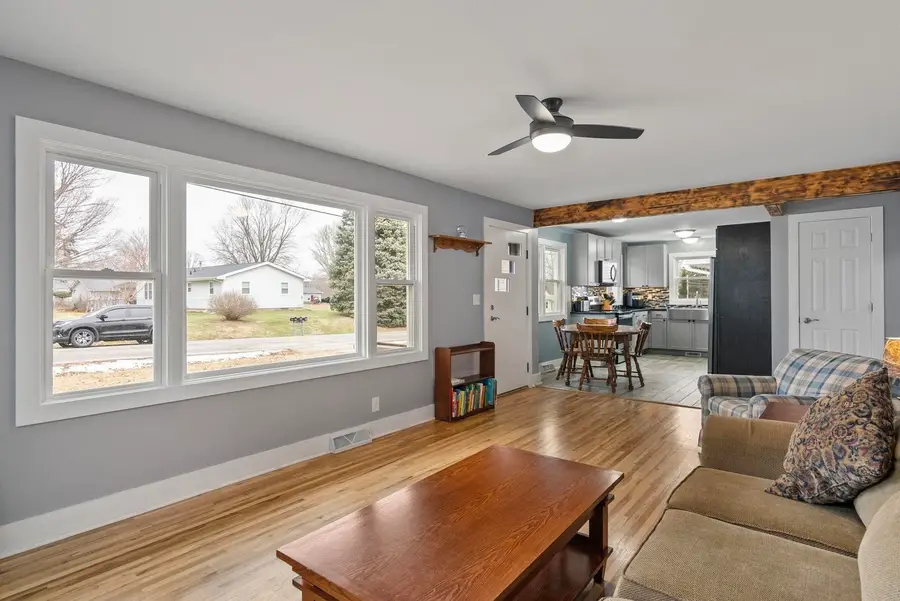 1208 Jones Street, Le Claire, IA 52753 - Image #3