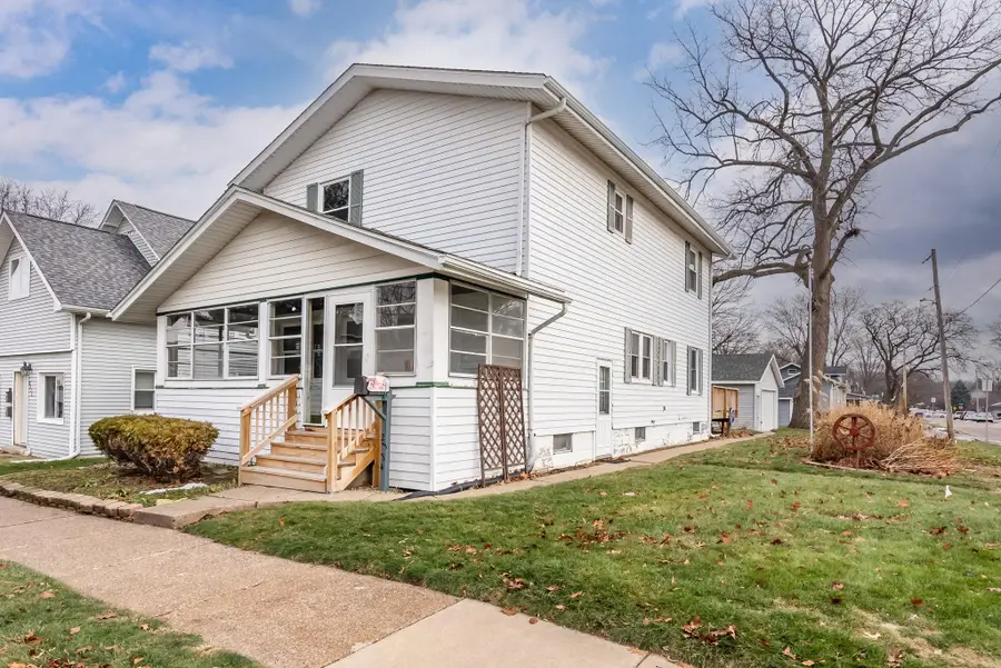 2334 5th Street, Moline, IL 61265 - Image #2