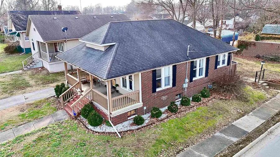 1001 S Jackson Street, Harrisburg, IL 62946 - Image #3