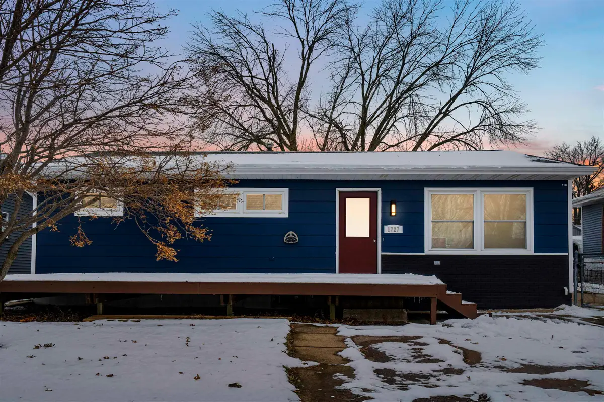 1727 W 69th St Street, Davenport, IA 52806 - Image #1