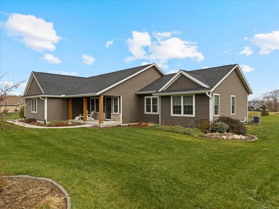 11320 31st St Dr W Drive W, Milan, IL 61264 - Image #3