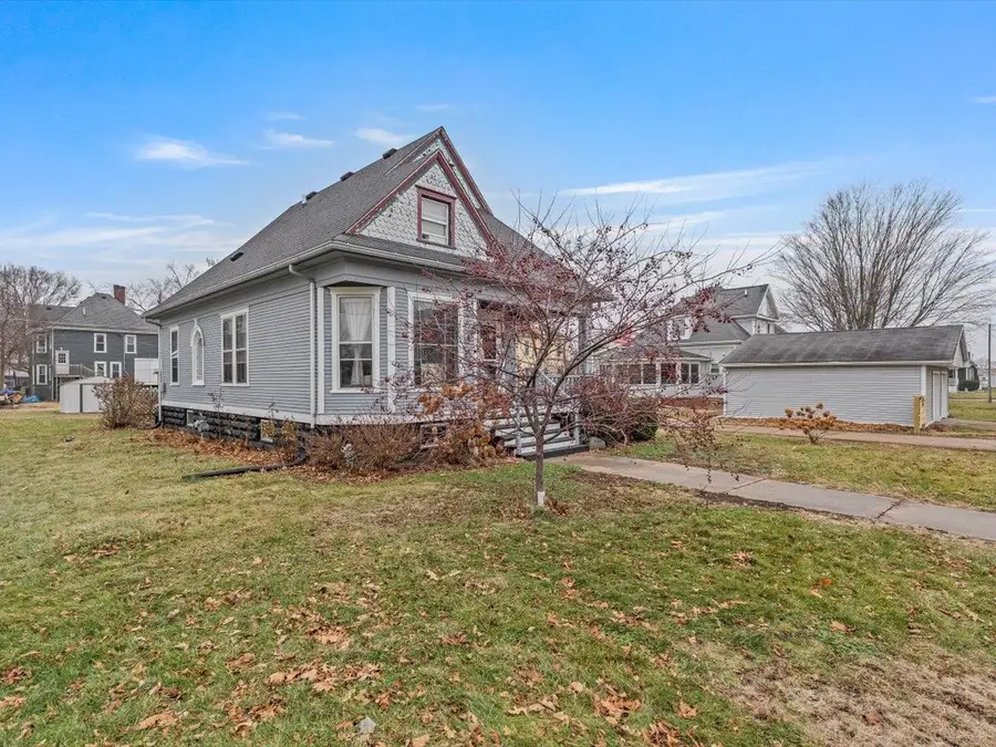 517 12th Street, Dewitt, IA 52742 - Image #2