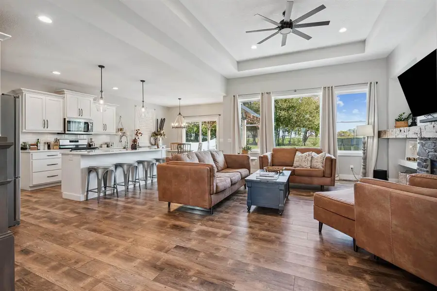 783 Sweet Wood Ln Lane, Blue Grass, IA 52726 - Image #3