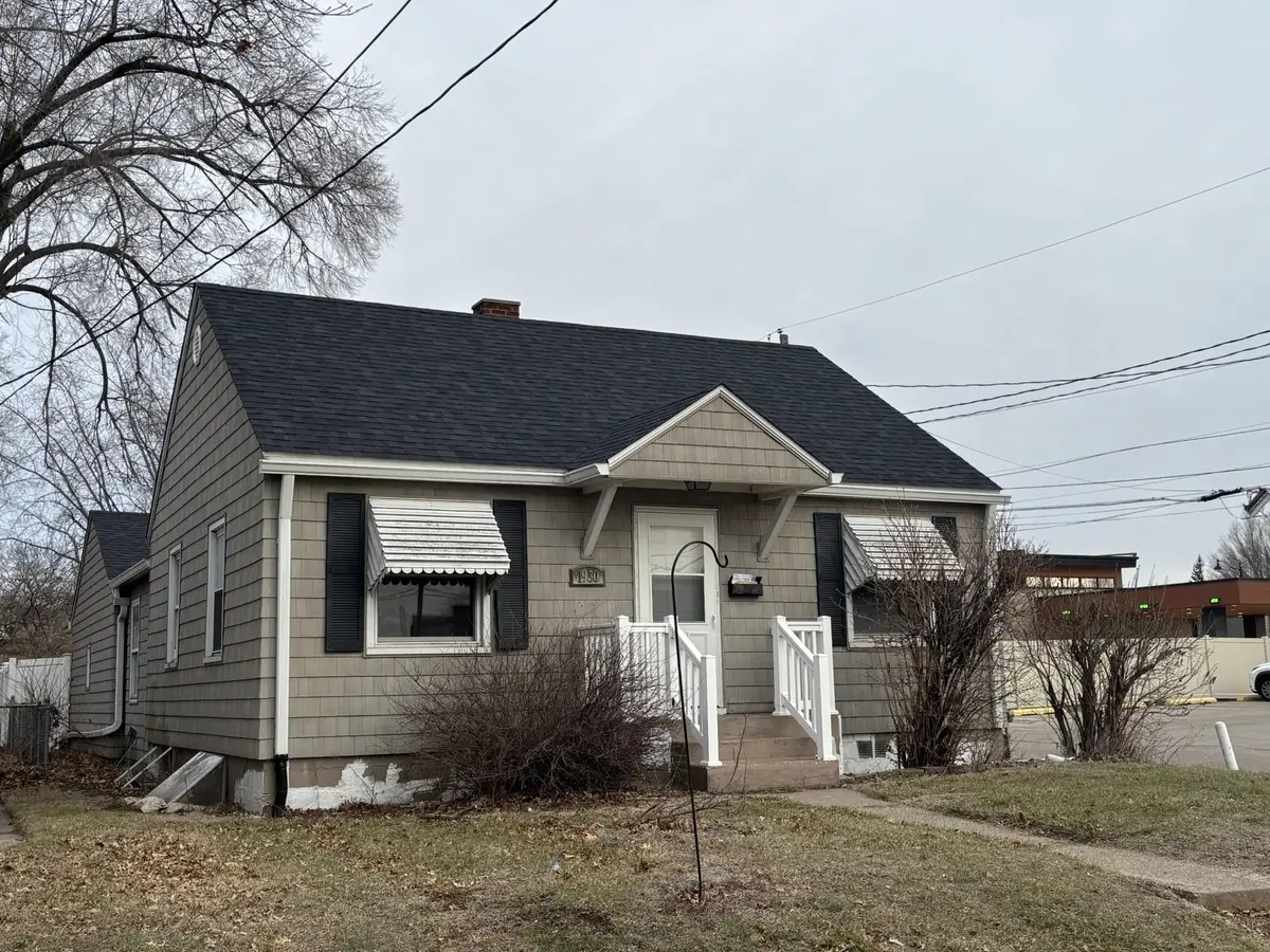 1930 31st Street A, Moline, IL 61265 - Image #1