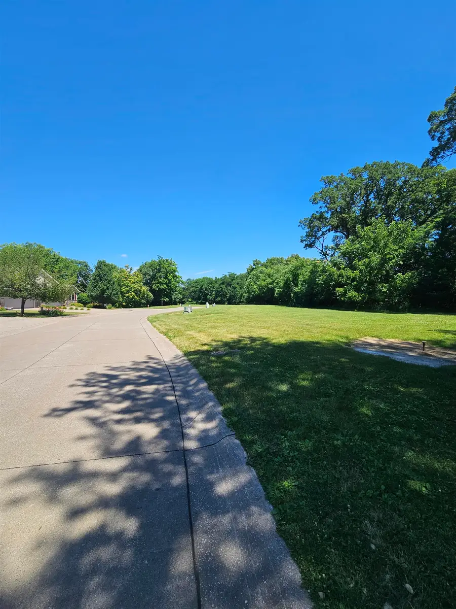 574-632 3rd Street, Moline, IL 61265 - Image #2