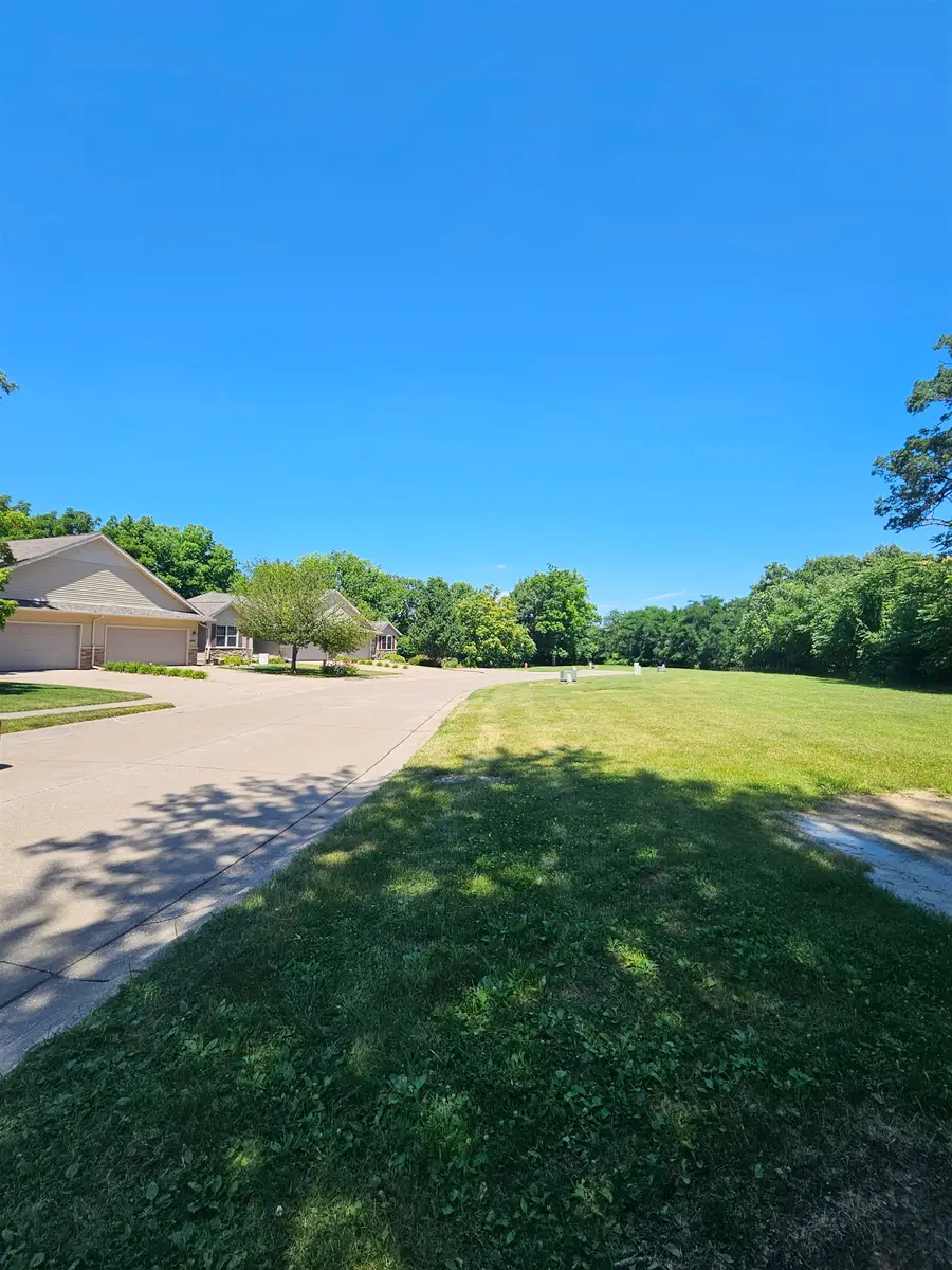 574-632 3rd Street, Moline, IL 61265 - Image #3