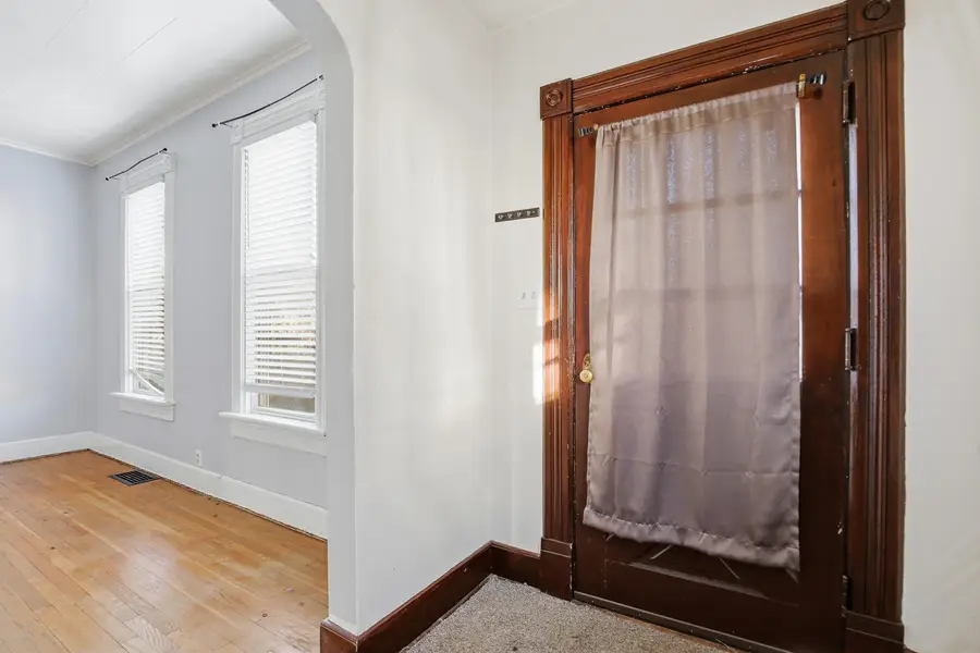 2115 W 4 Street, Davenport, IA 52802 - Image #3